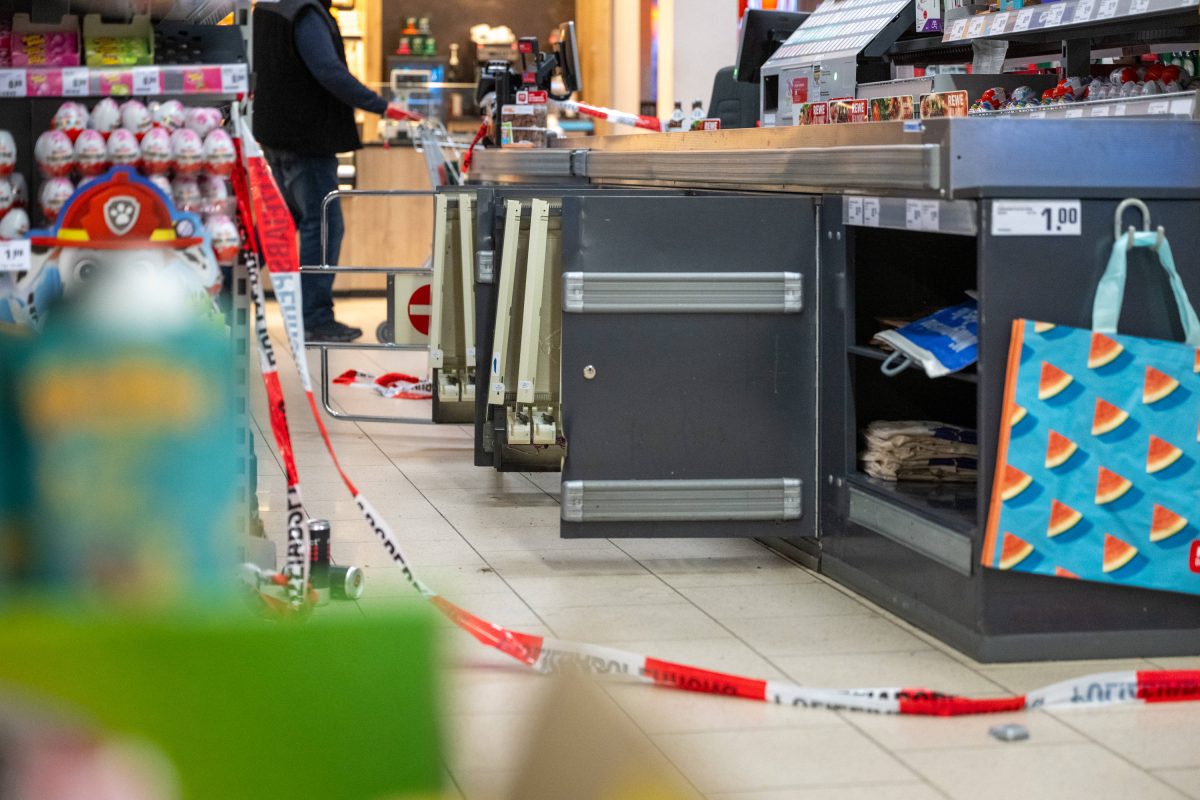 Alarm in einer Rewe-Filiale in Köln! (Symbolfoto)