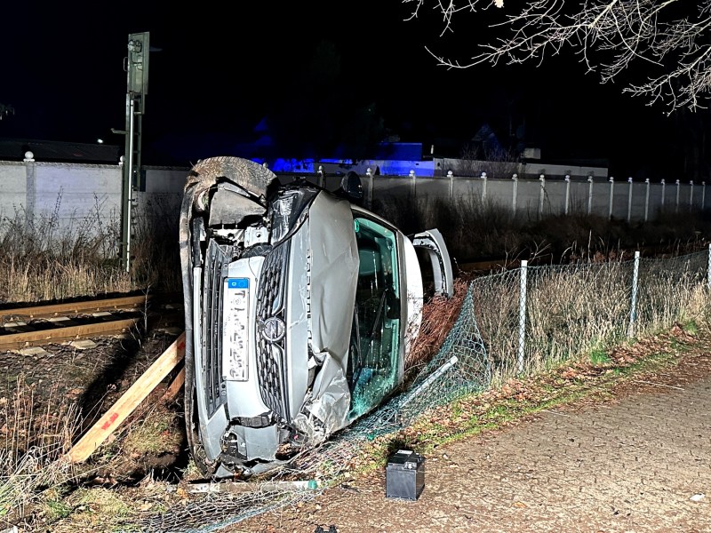 Ein Autofahrer hat in Braunschweig nicht richtig aufgepasst.