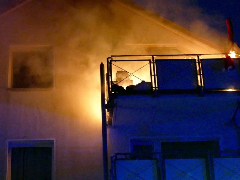 Auf einem Balkon in Wolfenbüttel ist ein Brand ausgebrochen.