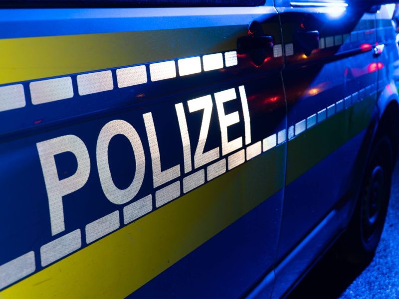 Einsatzwagen der Polizei Niedersachsen (Symbolbild)