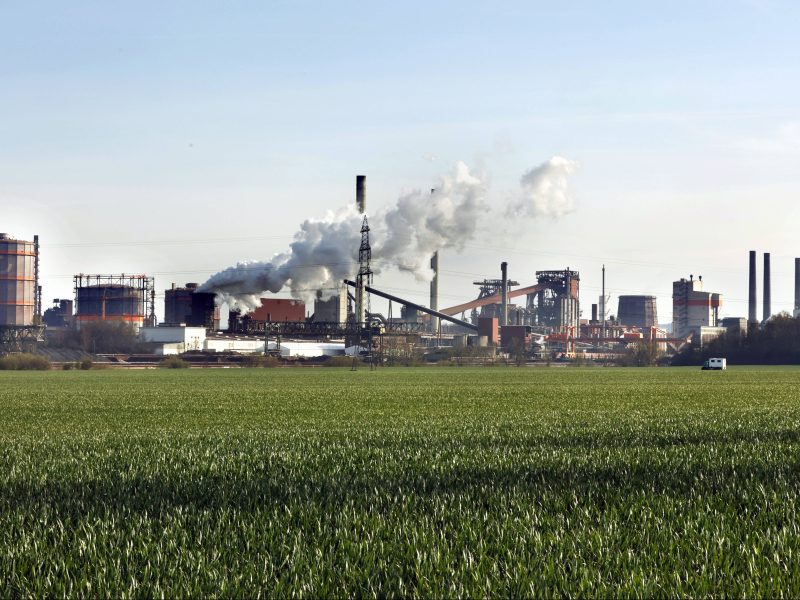 Blick auf das Stahlwerk der Salzgitter AG.