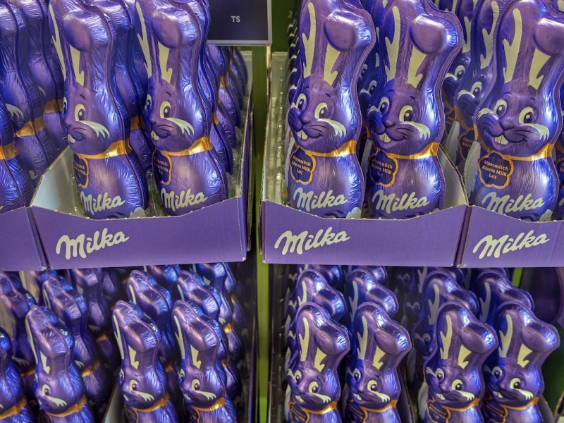 Osterhasen im Supermarkt