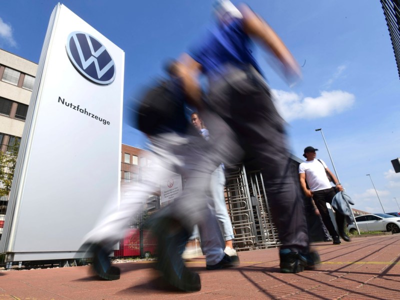 Die VW-Mitarbeiter kassieren harte Kritik aus der Region. (Archivbild)